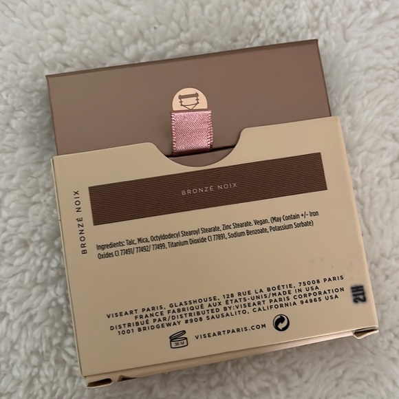 Face Makeup Bundle - Picture 13 of 14